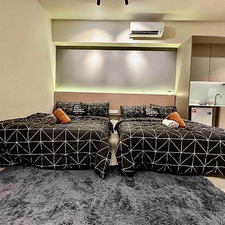 Luxury Stay-Tamarind Suite Cyber Кіберджая Екстер'єр фото