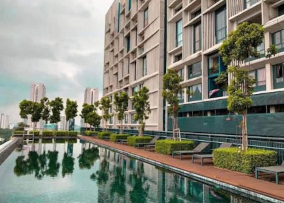 Luxury Stay-Tamarind Suite Cyber Кіберджая Екстер'єр фото